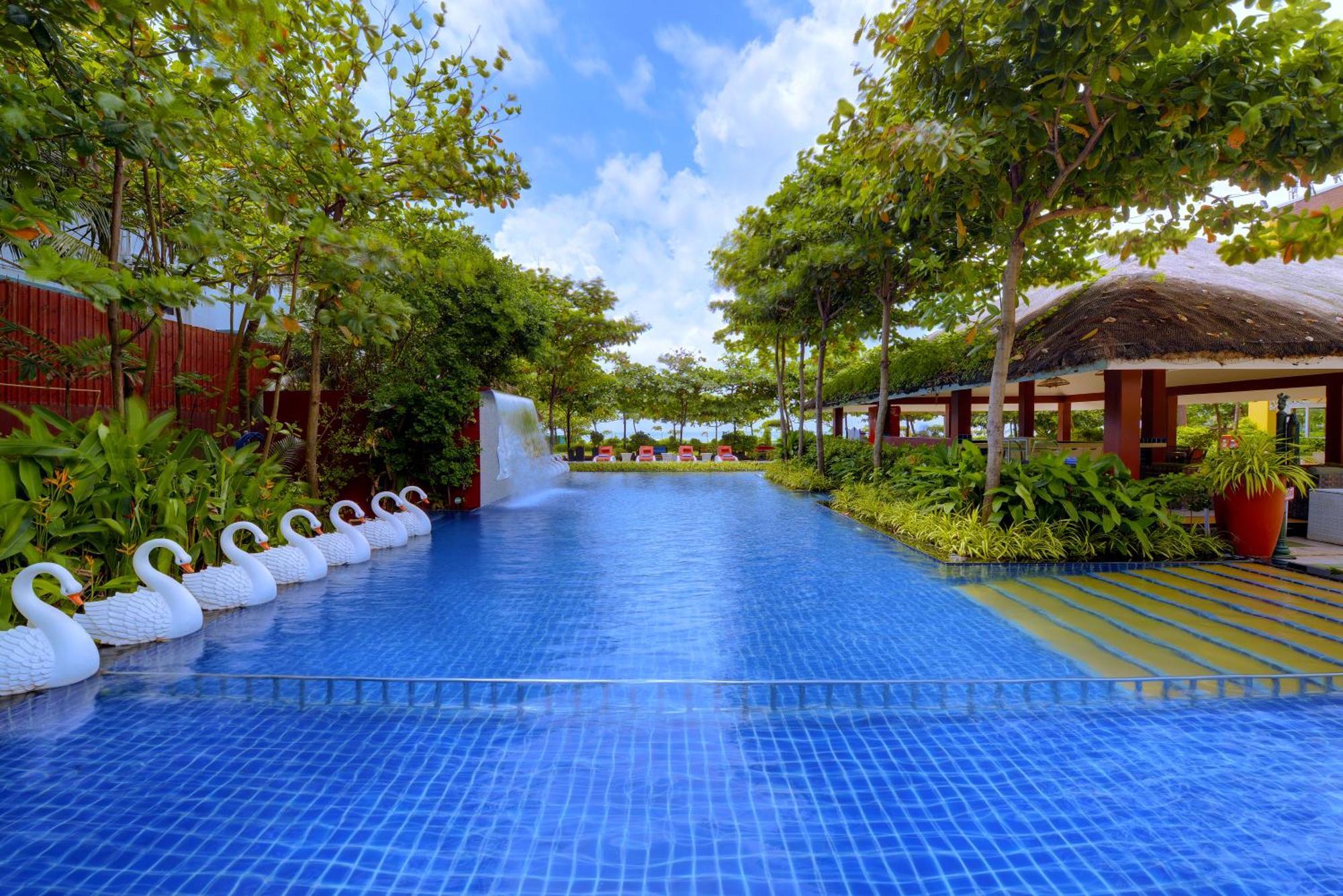 Mayfair Waves Puri Exterior foto